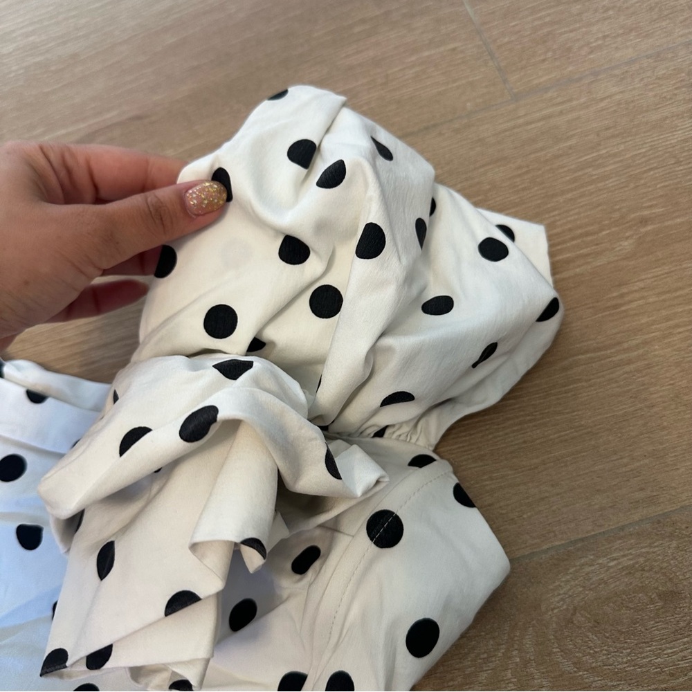 5 for $25 Zara White Polka Dot One shoulder rosette Crop Top - Picture 3 of 7